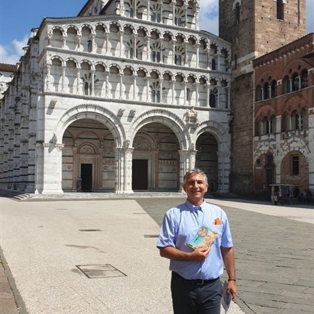 Un-saluto-dalla-Cattedrale-di-San-Martino-Lucca...-Gino